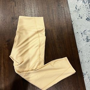 Fabletics oasis high-waisted capri